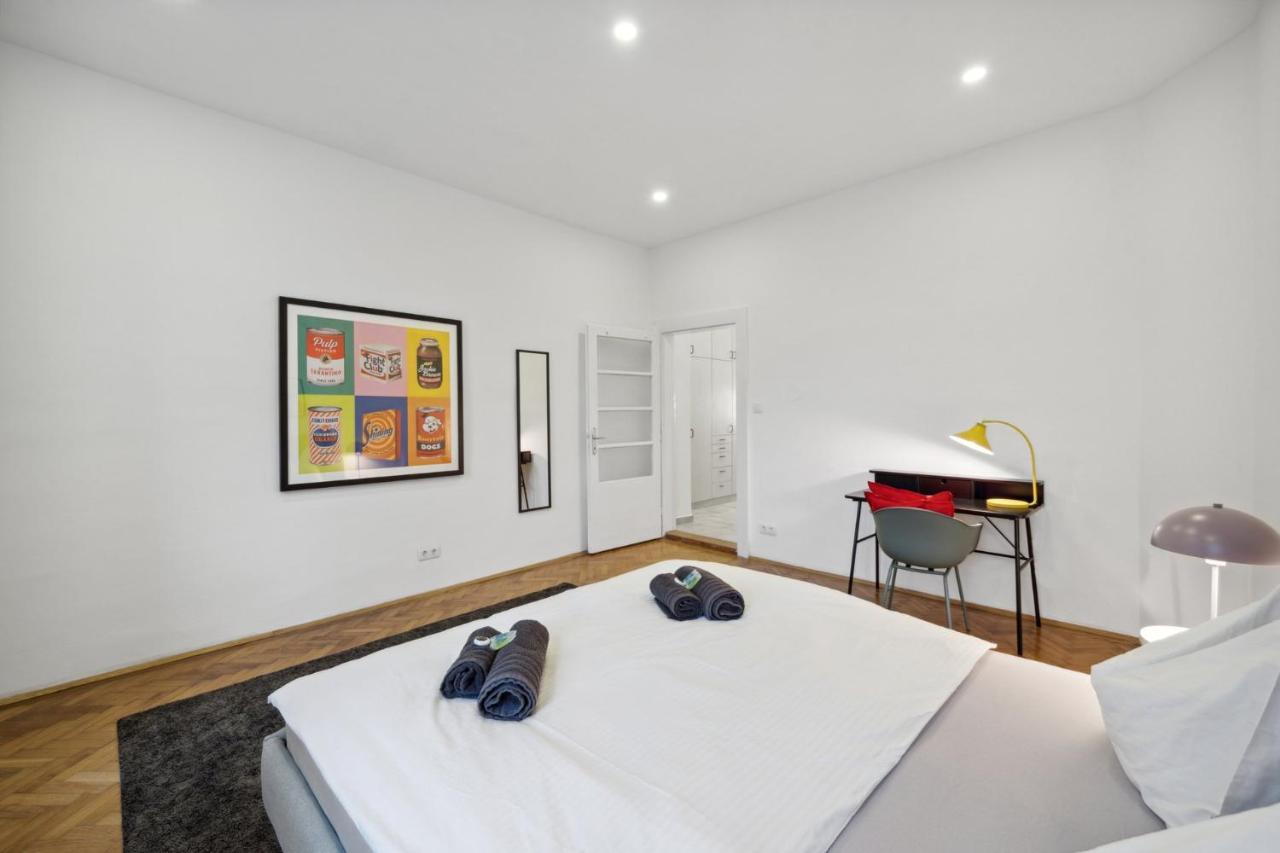 Big Spacious Central Apartment In Vienne Extérieur photo